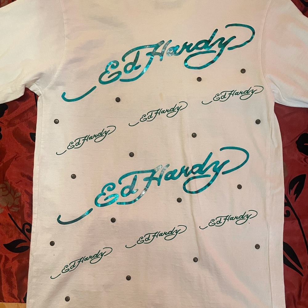 Copy Ed hardy shirt size:medium